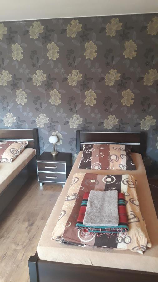 Antonowka "Pod Dudziarzem" Apartment Radomierz Exterior foto